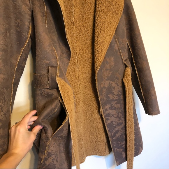 Winter coat - Picture 3 of 8